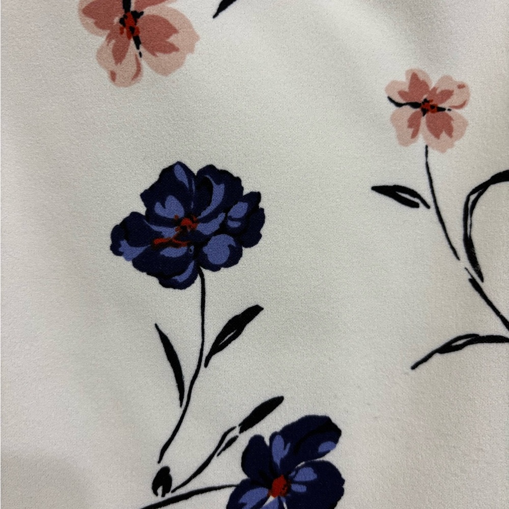 Lauren Ralph Lauren Women’s Floral Bell Sleeve Shift Dress, 6 - Picture 9 of 9